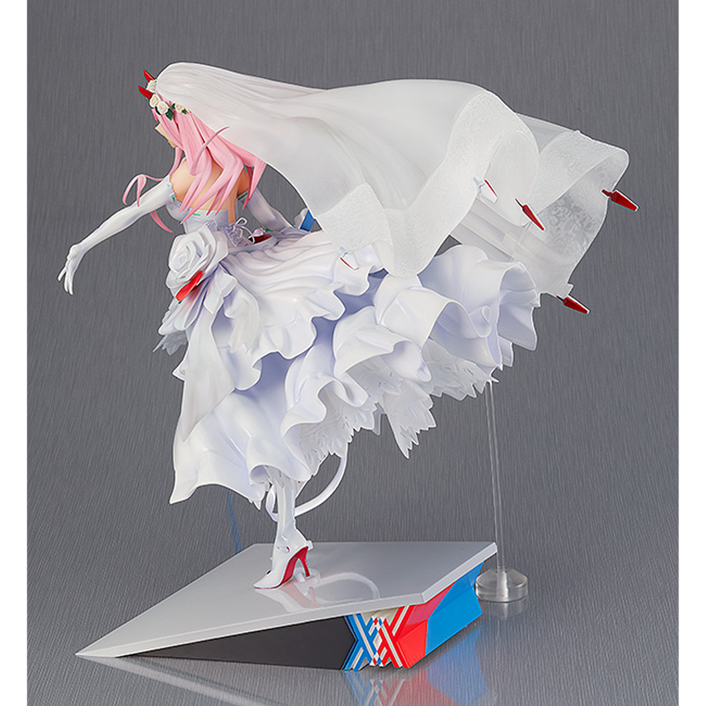 Good Smile Company: Darling in the Franxx - Zero Two (For My Darling) 1/7 Scale Figure with XX Memorial Board (ONLINE ORDER ONLY)