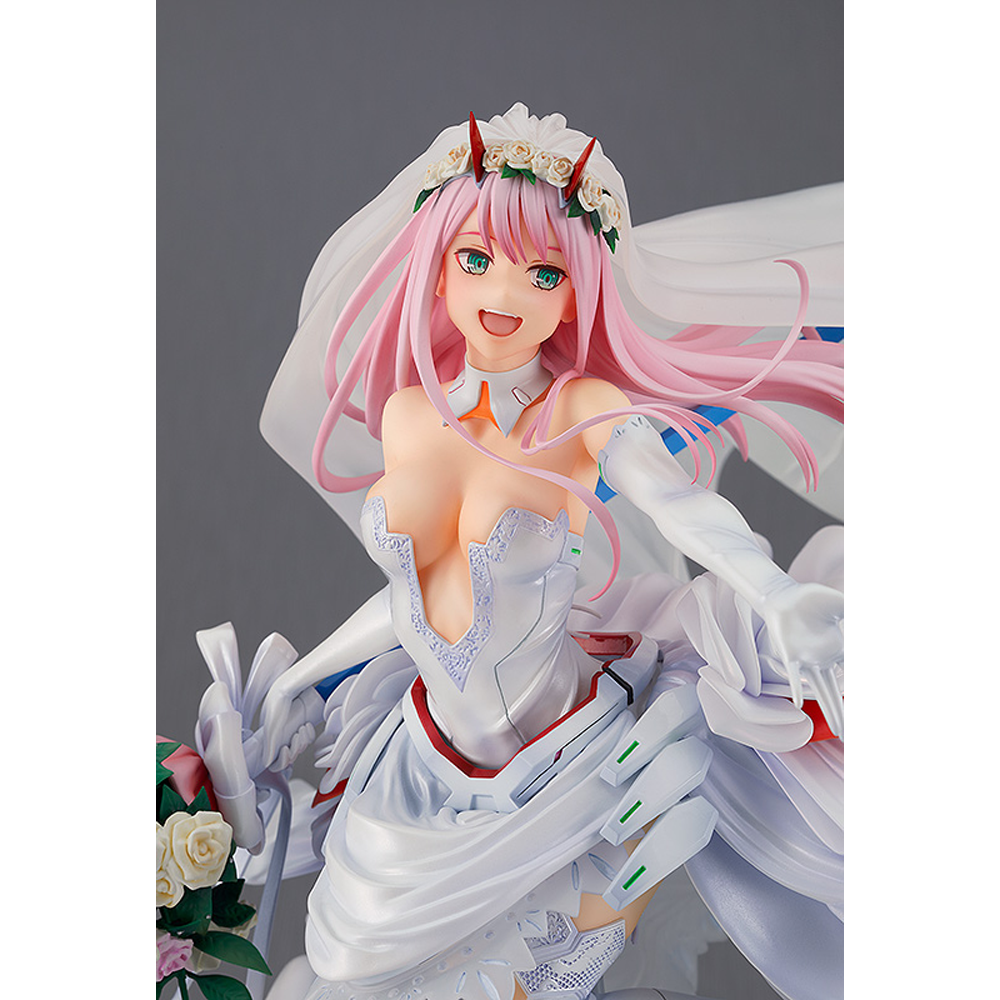 Good Smile Company: Darling in the Franxx - Zero Two (For My Darling) 1/7 Scale Figure with XX Memorial Board (ONLINE ORDER ONLY)