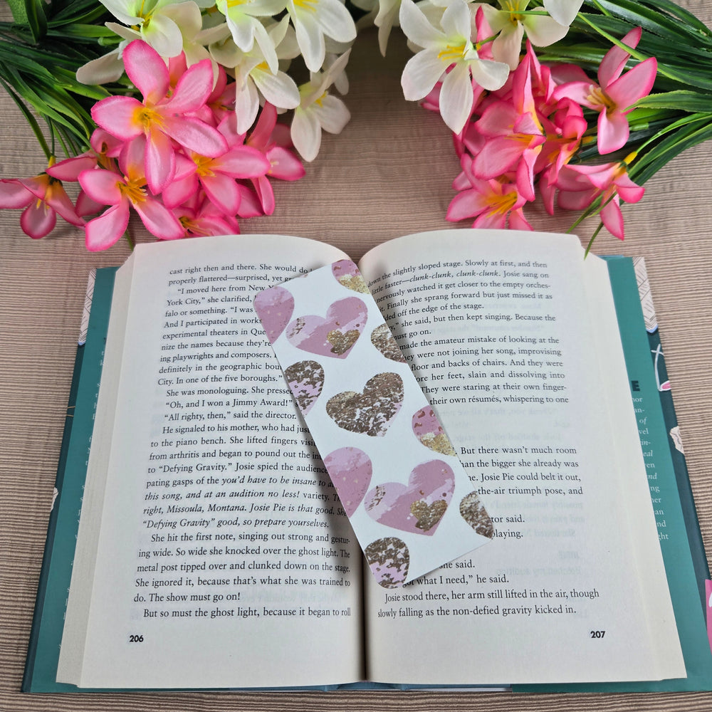 Glitter Heart Bookmark (ONLINE ORDER ONLY)