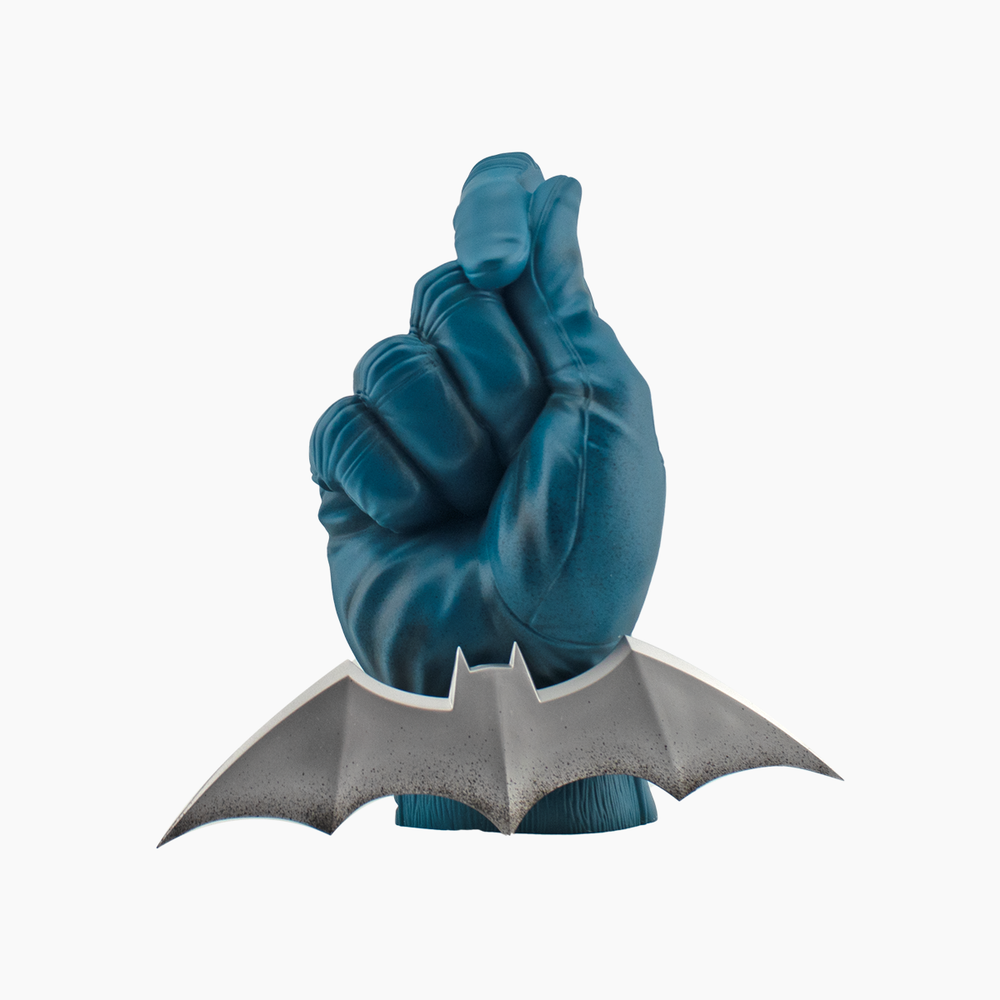 Batman Batarang: Gotham City Grit Edition (ONLINE ORDER ONLY)