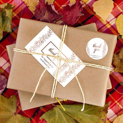 500Pcs/roll Round Labels Thank You Sticker Kraft Paper Dragees Candy Flower Garland Gift Box Cupcake Packaging Wedding Stickers (ONLINE ORDER ONLY)