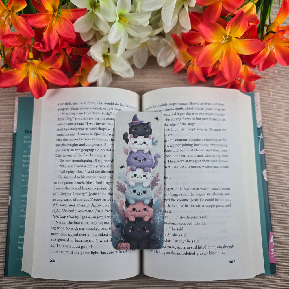 Cute Stacked Cats Halloween Bookmark (ONLINE ORDER ONLY)