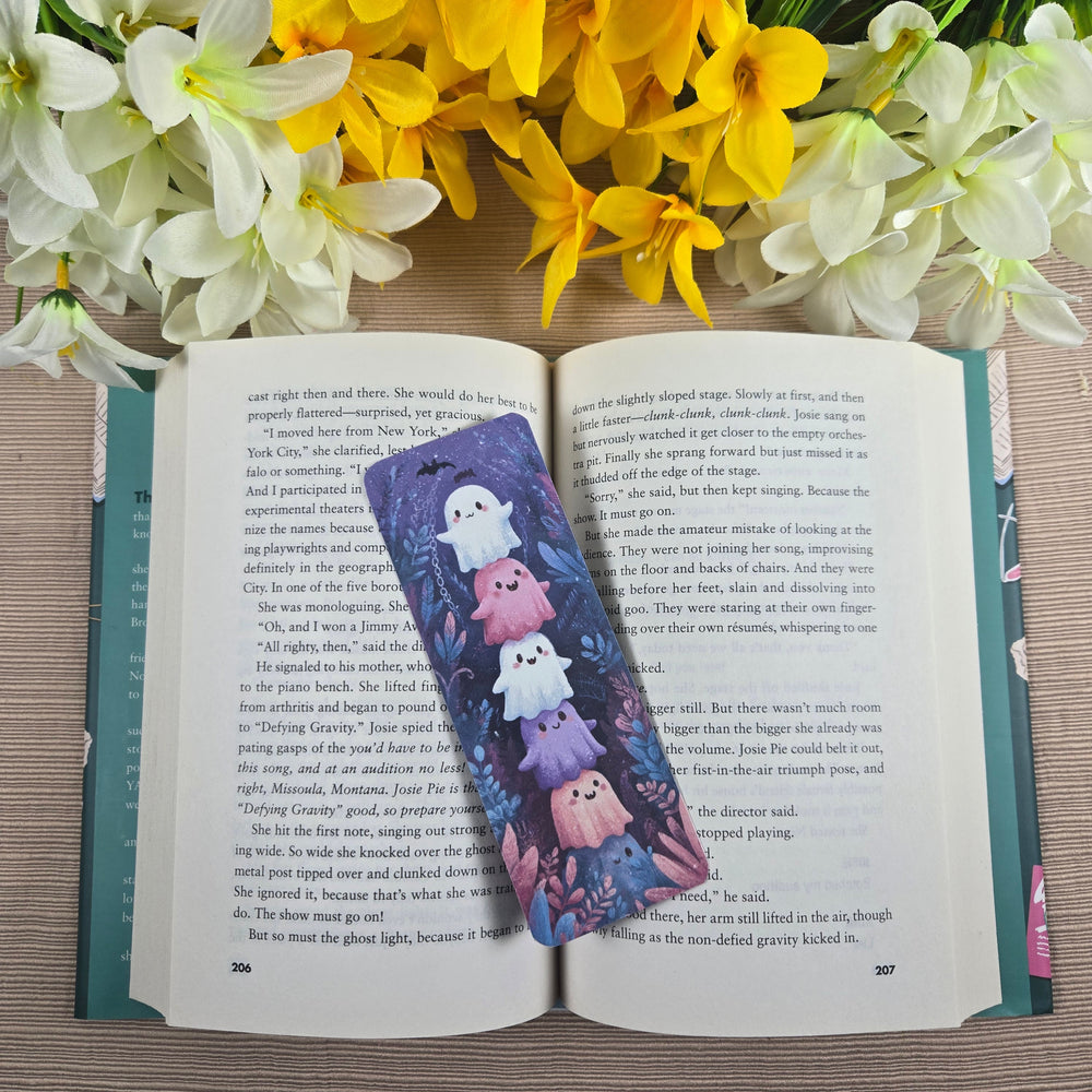 Cute Stacked Ghosts Halloween Bookmark (ONLINE ORDER ONLY)