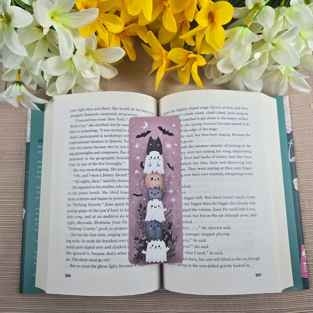 Cute Stacked Ghosts Halloween Bookmark (ONLINE ORDER ONLY)