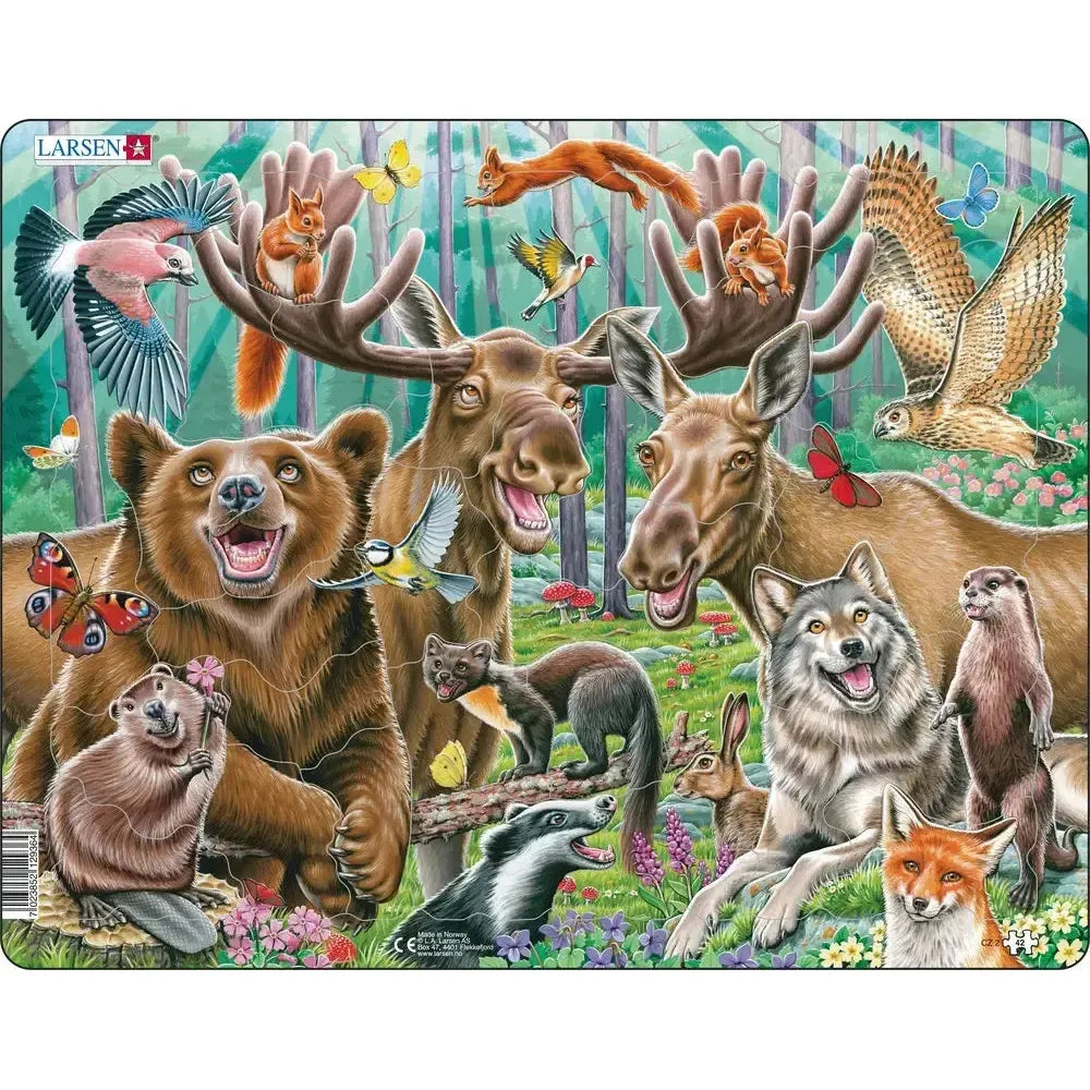 Happy Forest Selfie 42 Piece Tray Jigsaw Puzzle Larsen (ONLINE ORDER ONLY)