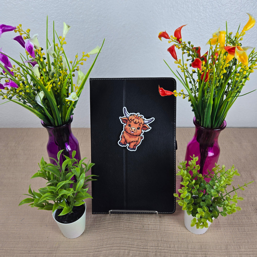 Highland Cow Sticker (ONLINE ORDER ONLY)