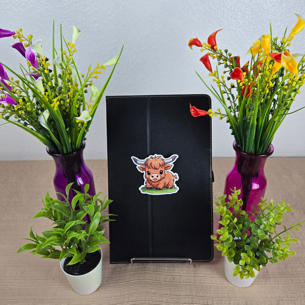 Highland Cow Sticker (ONLINE ORDER ONLY)