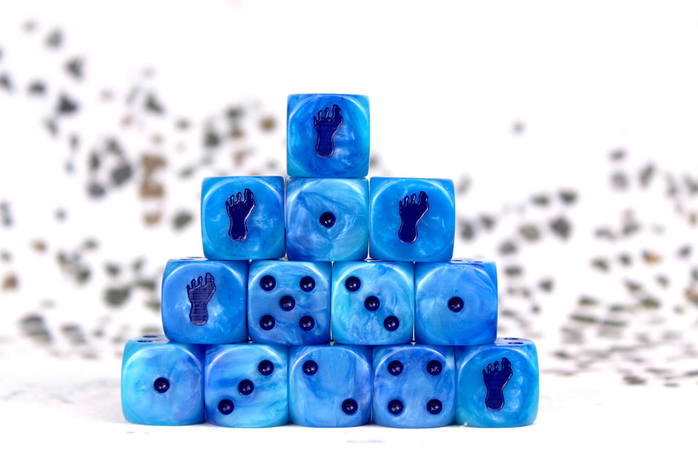Giant Footprint Dice - Blue Frost (ONLINE ORDER ONLY)