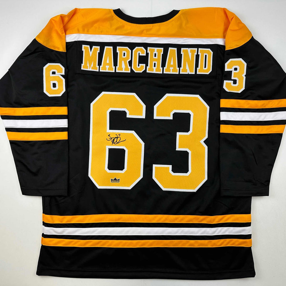 Facsimile Autographed Brad Marchand Boston Black Reprint Laser Auto Hockey Jersey Size Men's XL (ONLINE ORDER ONLY)
