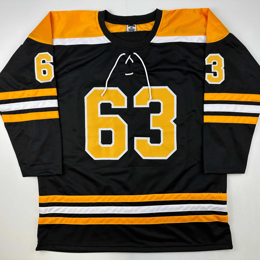 Facsimile Autographed Brad Marchand Boston Black Reprint Laser Auto Hockey Jersey Size Men's XL (ONLINE ORDER ONLY)