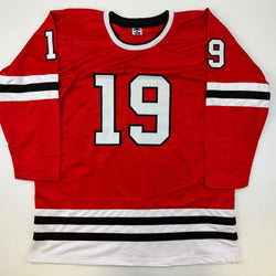 Facsimile Autographed Jonathan Toews Chicago Red Reprint Laser Auto Hockey Jersey Size Men's XL (ONLINE ORDER ONLY)