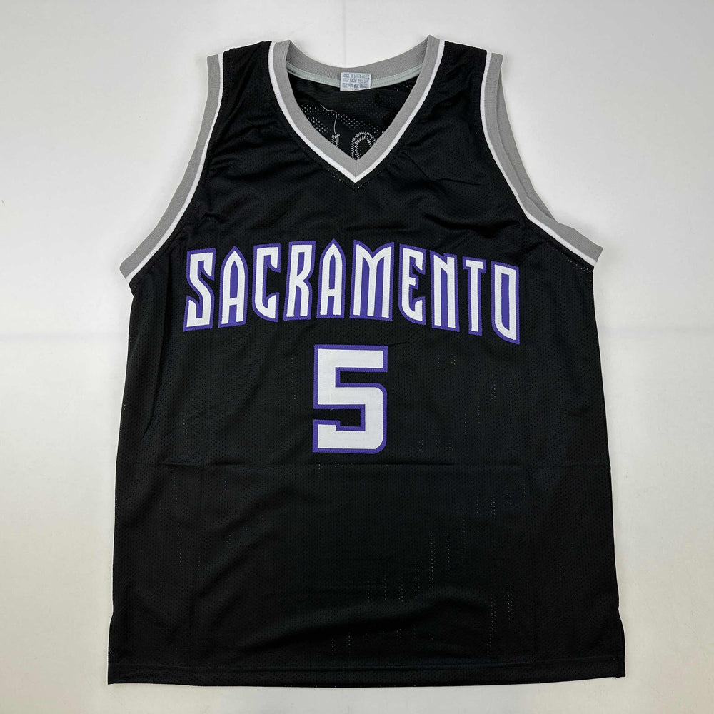 Facsimile Autographed De'Aaron Fox Sacramento Black Reprint Laser Auto Basketball Jersey Size Men's XL (ONLINE ORDER ONLY)