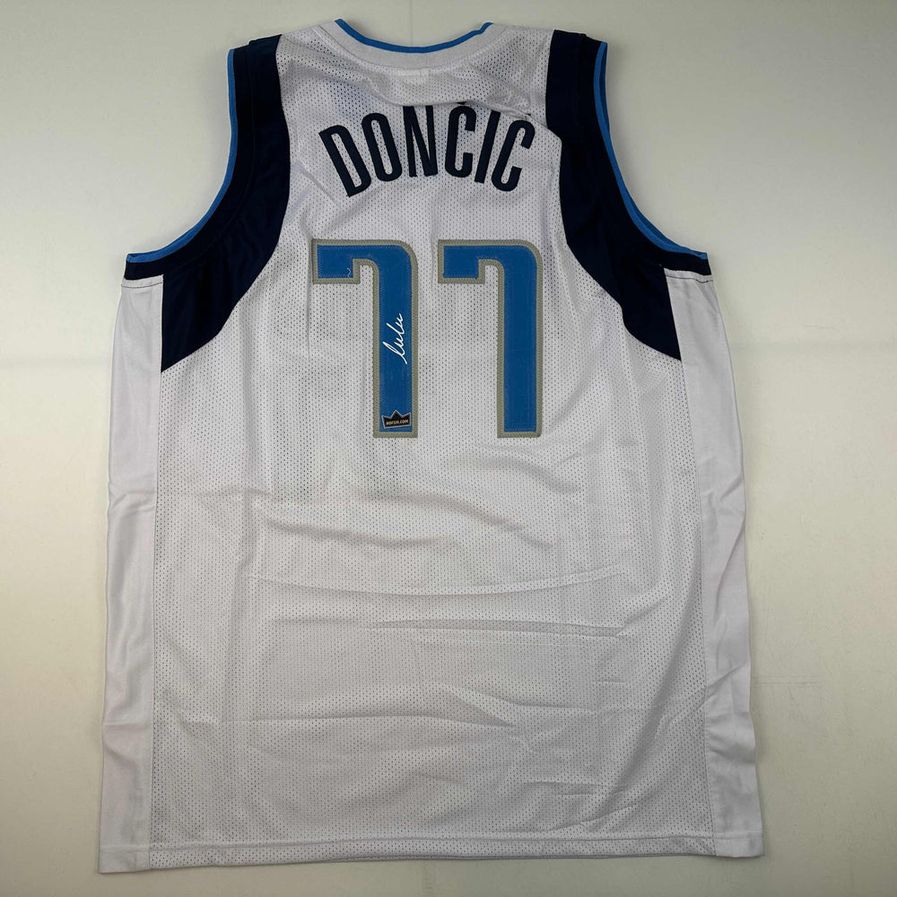 Facsimile Autographed Luka Doncic Dallas White Reprint Laser Auto Basketball Jersey Size Men's XL (ONLINE ORDER ONLY)