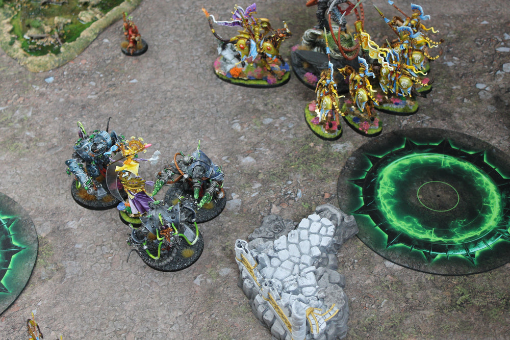 Abandoned Town - Neoprene Battle Mat with Bag