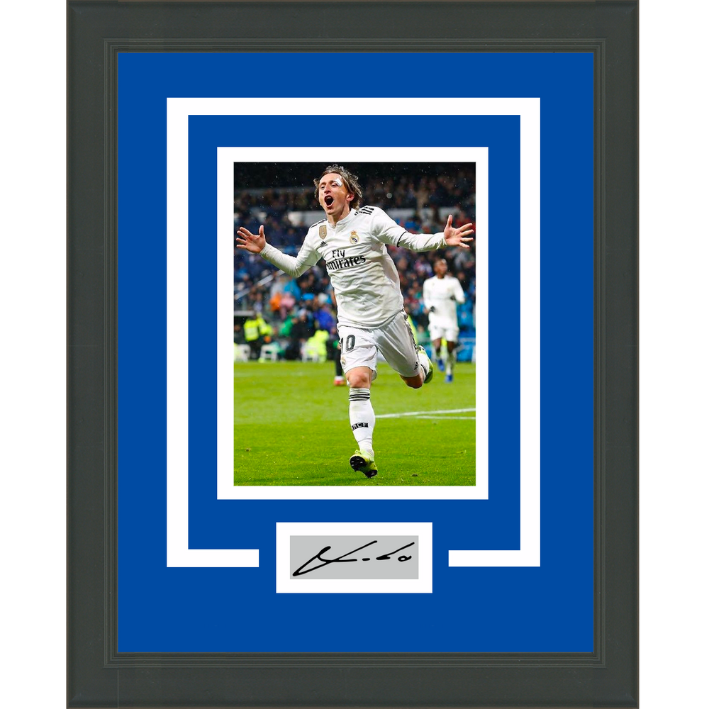Framed Luka Modric Facsimile Laser Engraved Signature Auto Real Madrid 11x14 Soccer Futbol Photo #3 (ONLINE ORDER ONLY)