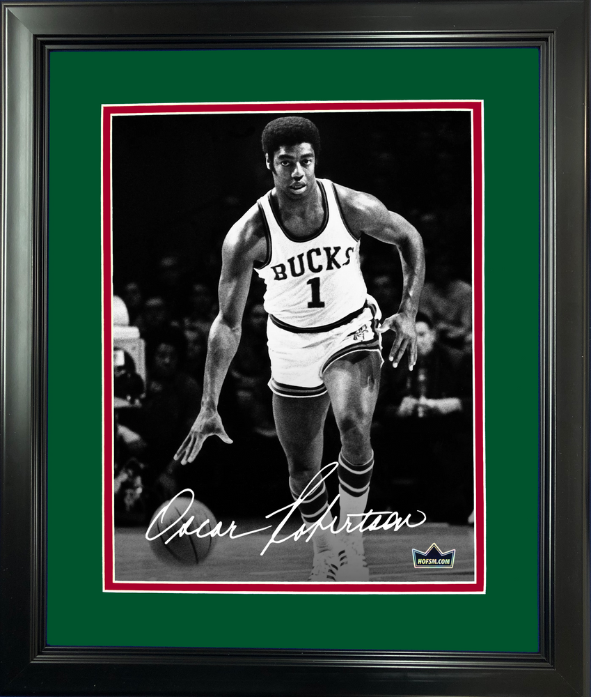 Framed Oscar Robertson Facsimile Laser Engraved Signature Auto 11"x14" Basketball Photo HOFSM Holo (ONLINE ORDER ONLY)