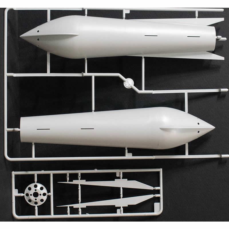 PEG9112 Rocketship X-M 1/144 Plastic Model Kit Pegasus Hobbies (ONLINE ORDER ONLY)
