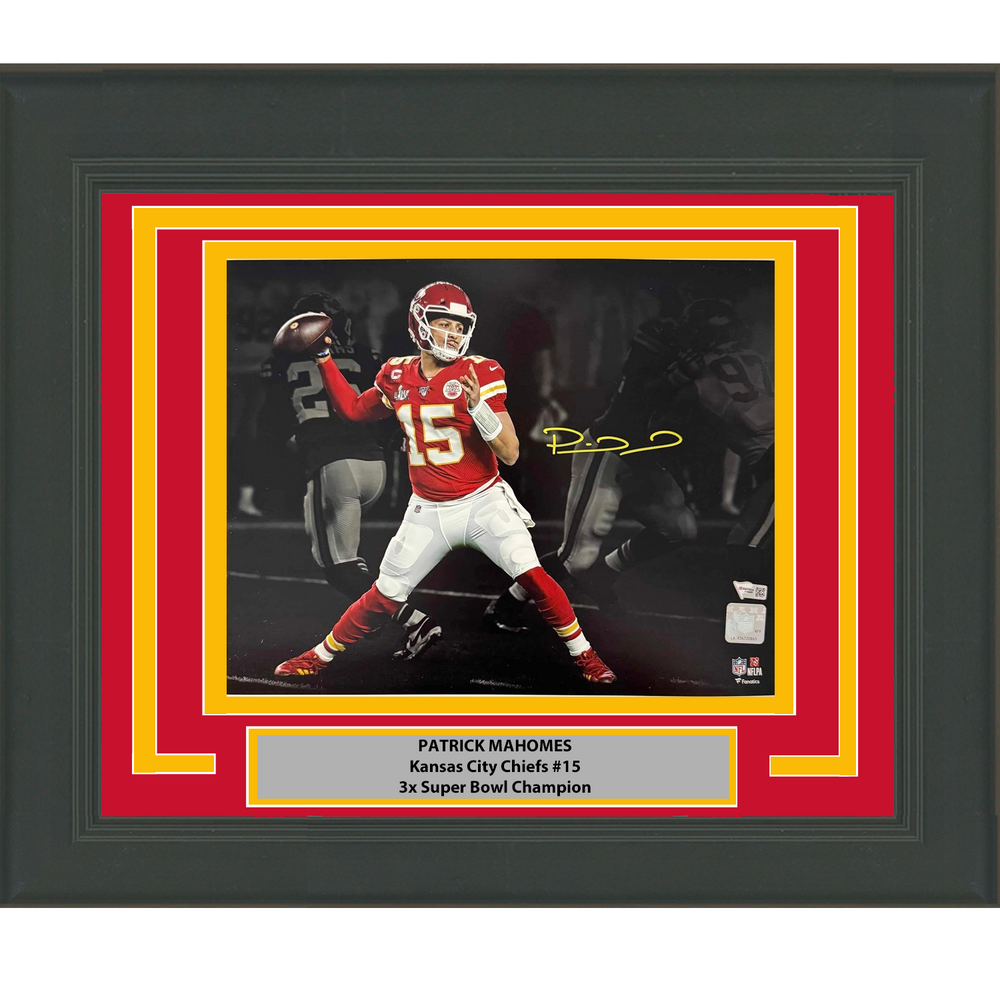 Framed Autographed/Signed Patrick Mahomes Kansas City Chiefs 11x14 Football Photo Fanatics COA (ONLINE ORDER ONLY)