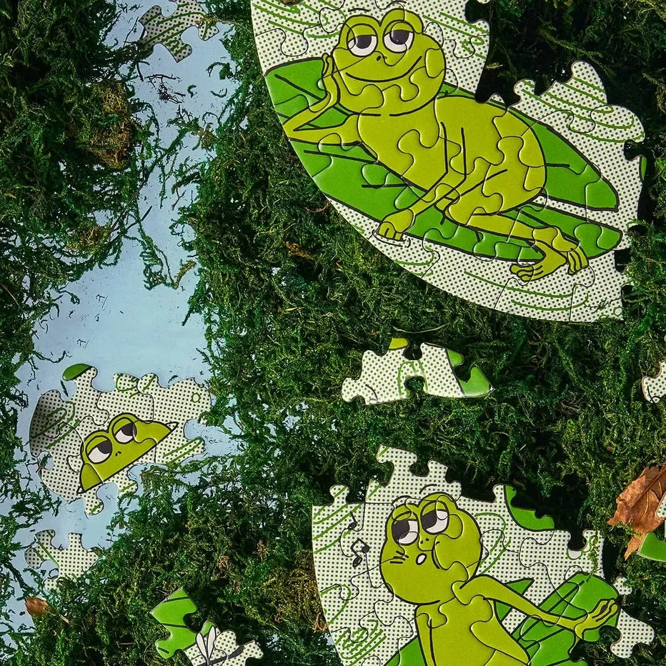 Peace Frogs 81 Piece Round Jigsaw Puzzle Le Puzz (ONLINE ORDER ONLY)