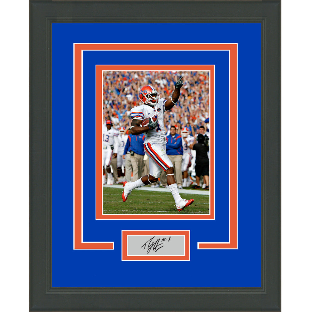 Framed Percy Harvin Facsimile Laser Engraved Signature Auto Florida Gators 11x14 Football Photo (ONLINE ORDER ONLY)