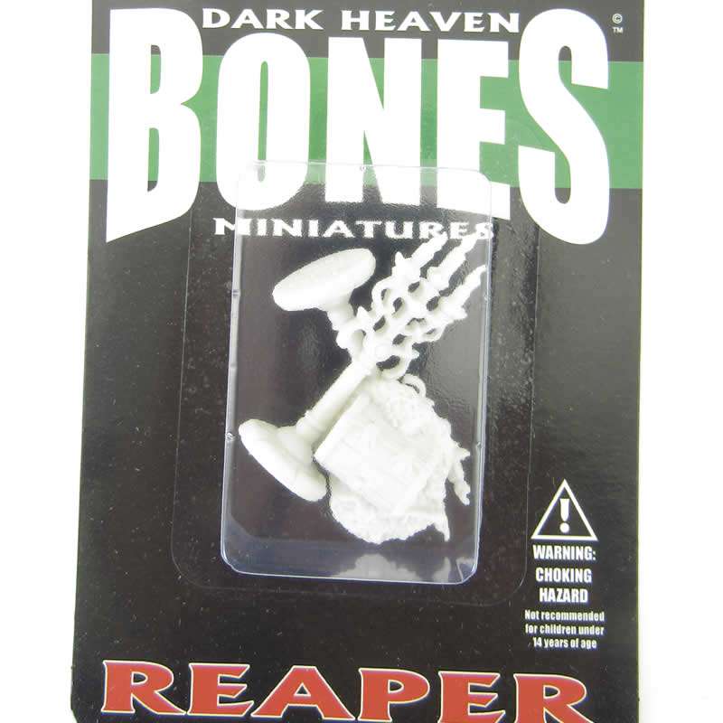 RPR77138 Treasure Pile and Candleabra Miniature 25mm Heroic Scale (ONLINE ORDER ONLY)