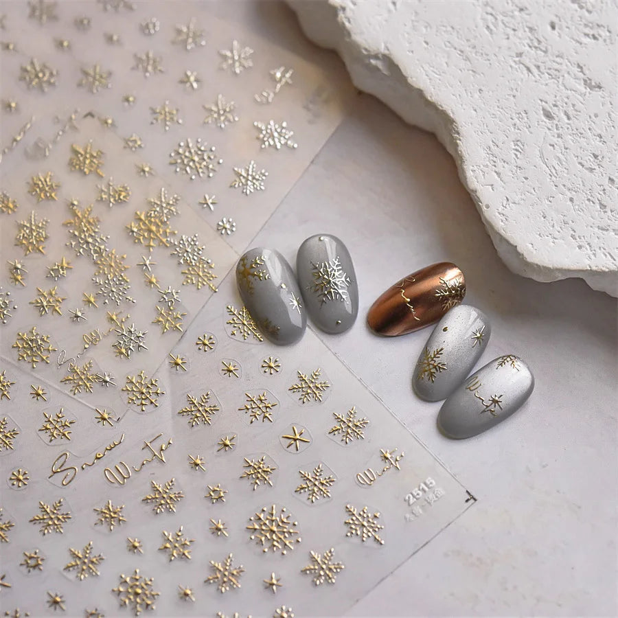 Hot Stamping Romantic White Gold Snowflakes Hexagon Winter 3D Self Adhesive Nail Art Stickers Shiny Rhinestone Manicure Decals (Online Order Only)