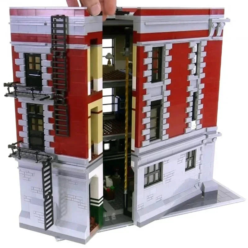Ghostbusters Lego Set - Firehouse Headquarters (ONLINE ORDER ONLY)