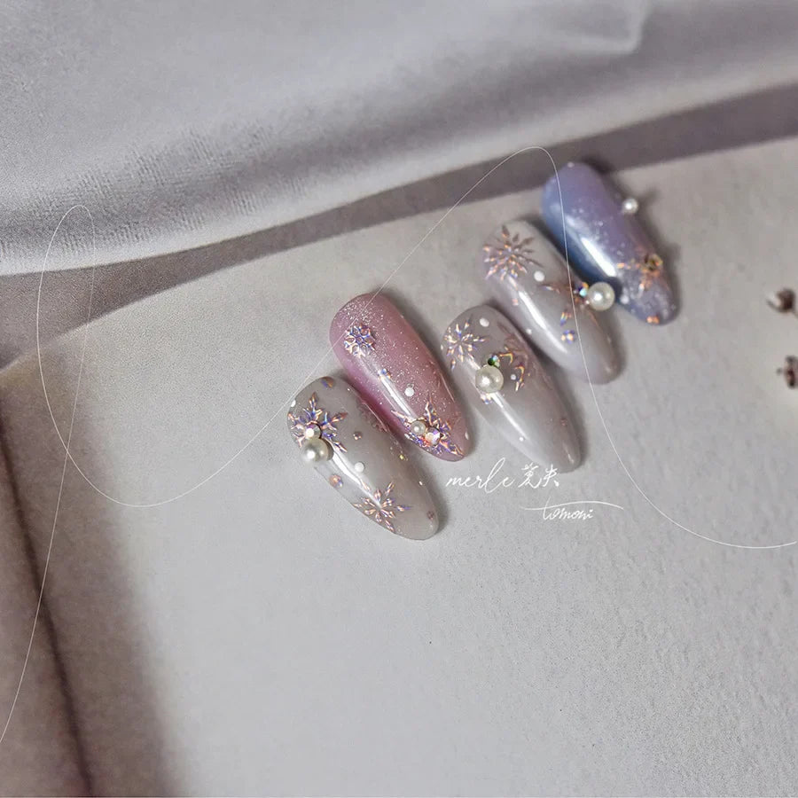 Winter Christmas Crystal Delicate Hexagon Romantic Laser Silver Chic Snowflakes Self Adhesive Nail Art Sticker 5D Manicure Decal (ONLINE ORDER ONLY)
