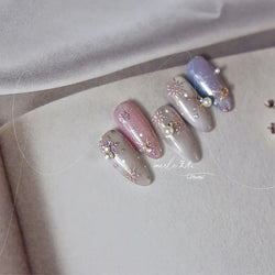 Winter Christmas Crystal Delicate Hexagon Romantic Laser Silver Chic Snowflakes Self Adhesive Nail Art Sticker 5D Manicure Decal (ONLINE ORDER ONLY)