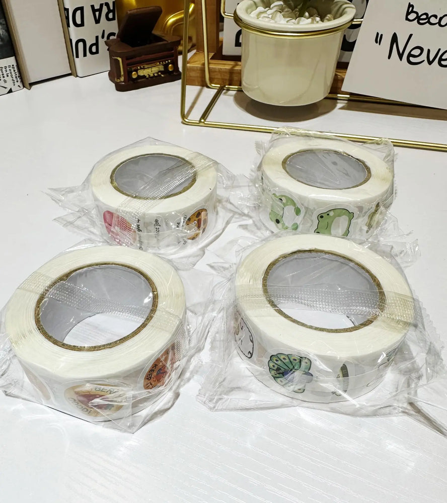 500PCS/ 1 Roll Colorful Butterfly Flower Shaped Sticker Decoration Gift Box Sticker Label Stationery Sticker (Online Order Only)