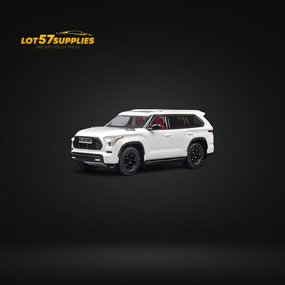 (Pre-Order) CM MODEL Toyota sequoia pearl white 1:64 (ONLINE ORDER ONLY)