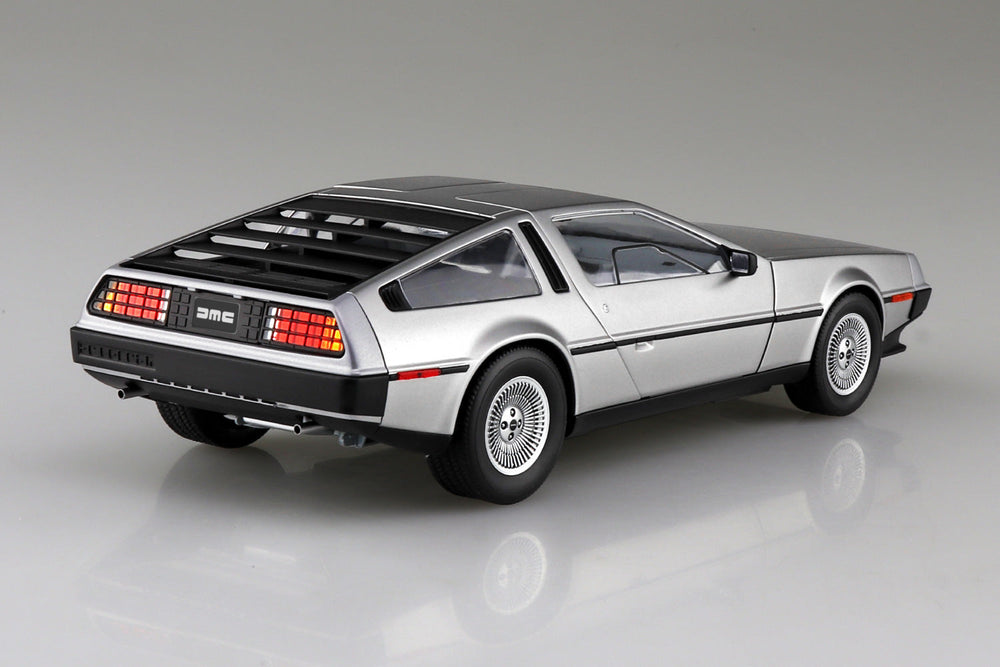 1982 DeLorean DMC-12 1:24 Scale Model Kit (ONLINE ORDER ONLY)