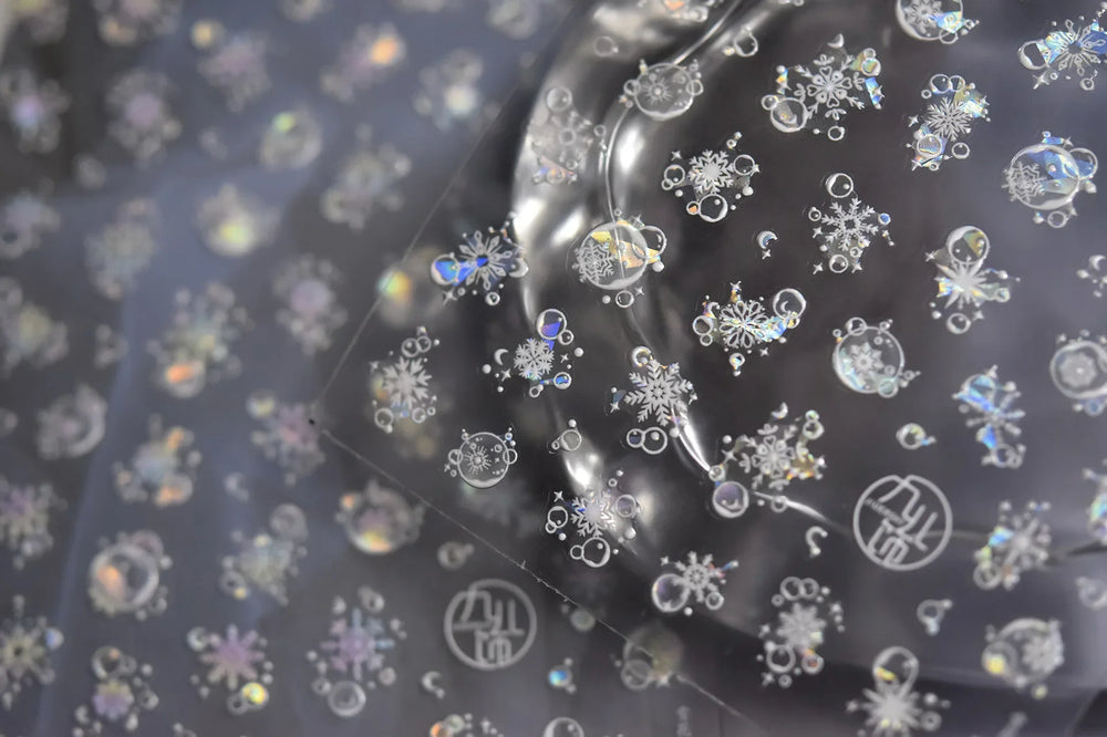 Shiny White Pink Blue Gold Snowflakes Hexagon Water Bubbles Winter 5D Self Adhesive Nail Art Stickers Rhinestone Manicure Decals (ONLINE ORDER ONLY)