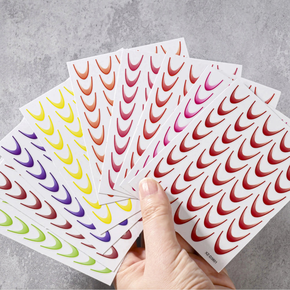 9/18pcs Gradient Color Line Design Nail Art Stickers 3D Dopamine Y2K French Nail Decals Self-Adhesive Ombre Manicure Decor Foils (Online Order Only)