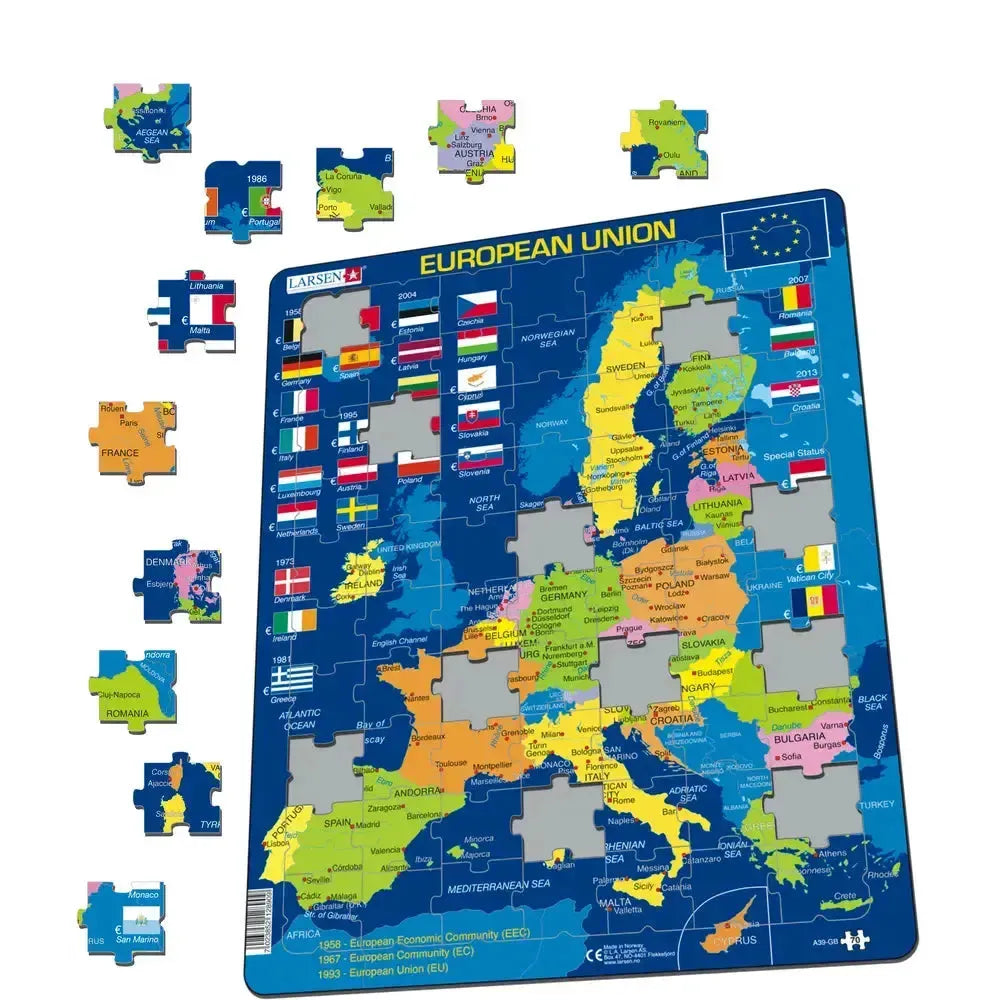The European Union 70 Piece Tray Jigsaw Puzzle Larsen (ONLINE ORDER ONLY)
