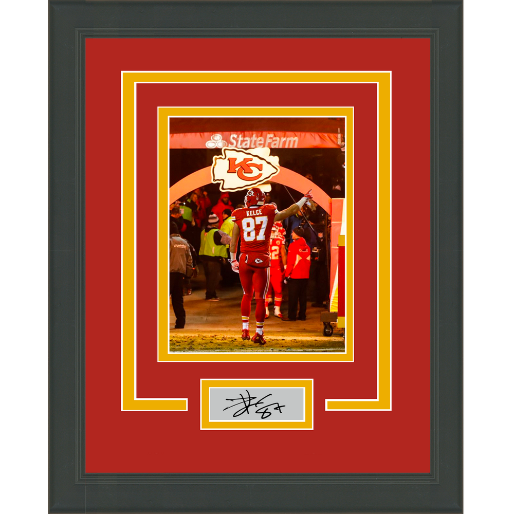 Framed Travis Kelce Facsimile Laser Engraved Signature Auto Kansas City Chiefs 11x14 Football Photo #2 (ONLINE ORDER ONLY)