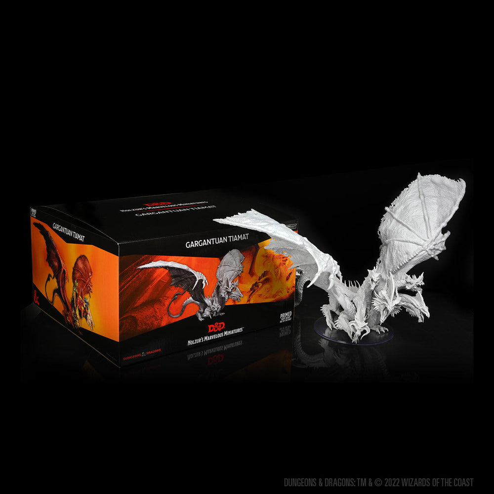 D&D: Nolzur's Marvelous Miniatures - Gargantuan Tiamat (Unpainted) (ONLINE ORDER ONLY)