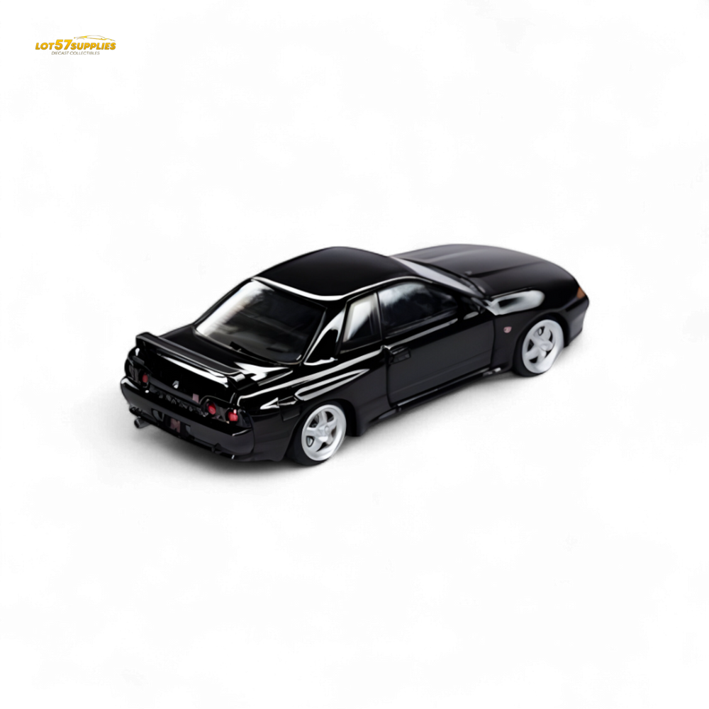 Focal Horizon Skyline GT-R R32 Nismo S-Tune Version - Black 1:64 (ONLINE ORDER ONLY)