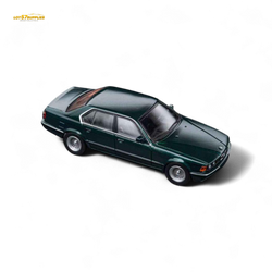 (Pre-Order) DCM BMW E32 7-Series Sedan - Oxford Metallic Green 1:64 (ONLINE ORDER ONLY)