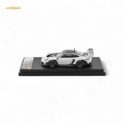 (Pre-Order) HKM 911 (992) GT3 R Rennsport - White/Carbon Hood 1:64 (ONLINE ORDER ONLY)