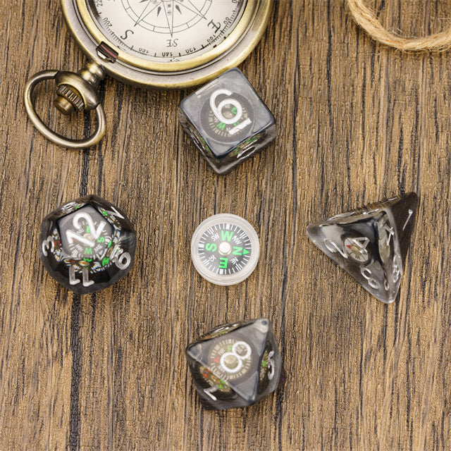 Compass Dice 7-Dice Set Clear w/ Moving Compass Inside Glitter Base Dnd (Online Only)