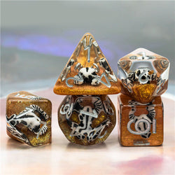 Desert Bull Head 7-Dice Set w/Silver Numbers White Skull on Gold Glitter (Online Only)
