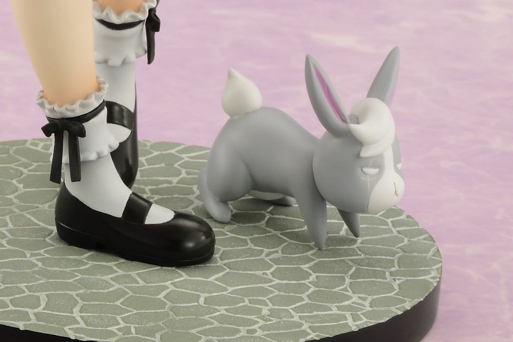 Bell Fine is The Order a Rabbit? Bloom: Syaro (Gothic Lolita Version) 1:7 Scale PVC Figure (ONLINE ORDER ONLY)
