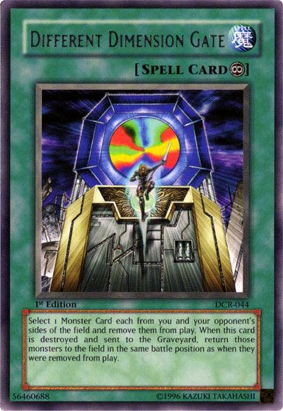 Different Dimension Gate [DCR-044] Rare (ONLINE ORDER ONLY)
