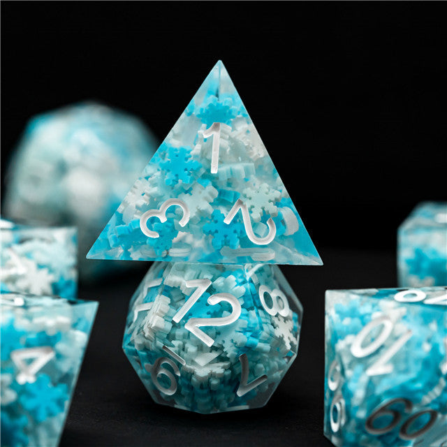 Snowflake Sharp Edge DND Dice Set | White & Blue w/White Numbers (Online Only)