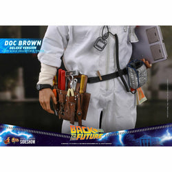 Hot Toys Back to the Future Doc Brown (Deluxe Version) 1:6 Scale Collectible Figure with bonus Plutonium case (ONLINE ORDER ONLY)