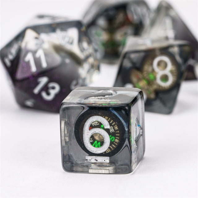 Compass Dice 7-Dice Set Clear w/ Moving Compass Inside Glitter Base Dnd (Online Only)