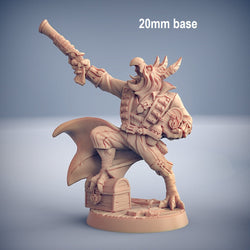 Gyros Shipwrecker (Bird Pirate) (Online Only)