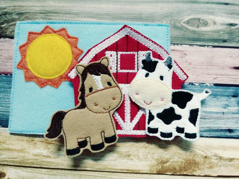 Felt Farm - Playset - felt board - Quiet toy - Learning - Educational Toy - Barn - Farm Animals - farm play set - pretend play - eieio (ONLINE ORDER ONLY)