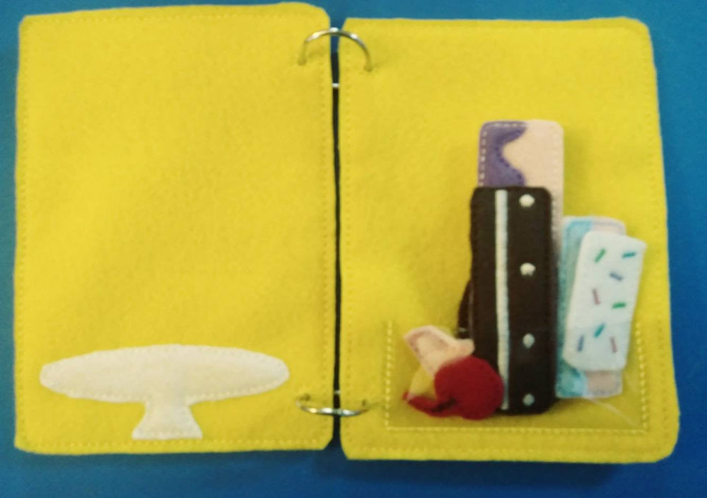 Road trip book for kids - Quiet book page - felt cake - felt toy - busy book page - activity book page - road trip activity page (ONLINE ORDER ONLY)